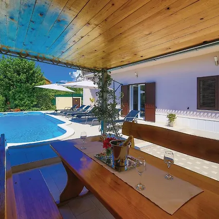 Kastel Stafilic With Sea View 02 Tatil Evi Kastela