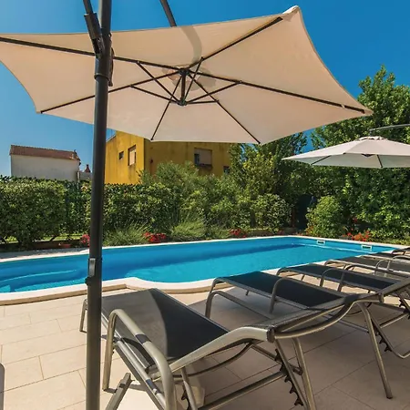 Casa vacanze Kastel Stafilic With Sea View 02